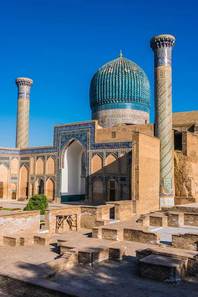 Guri Amir, een mausoleum van de Aziatische veroveraar Timur in Samarkand — Stockfoto