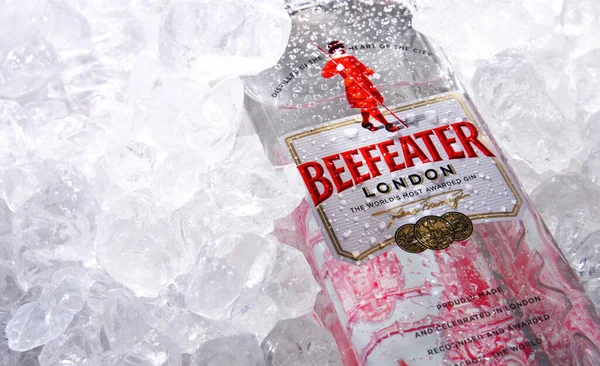 Poznan Pol Maio 2020 Garrafa Beefeater Gin Uma Marca Gin — Fotografia de Stock