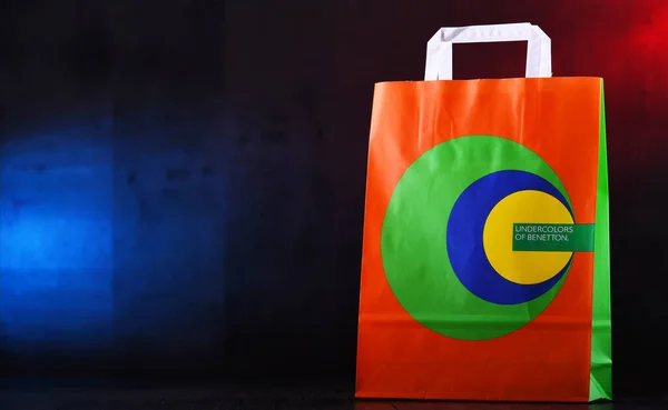 Poznan Pol Nov 2019 Paper Shopping Bag Benetton Global Fashion — Stock Photo, Image