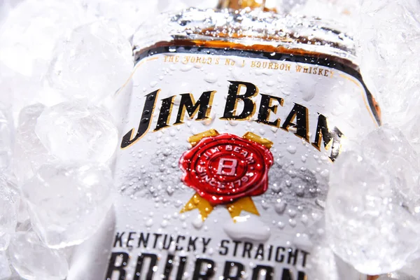 Poznan Pol Mayo 2020 Botella Jim Beam Una Las Marcas —  Fotos de Stock