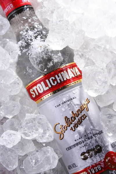 Poznan Pol Maj 2020 Butelka Stolichnaya Popularna Marka Rosyjskiej Wódki — Zdjęcie stockowe