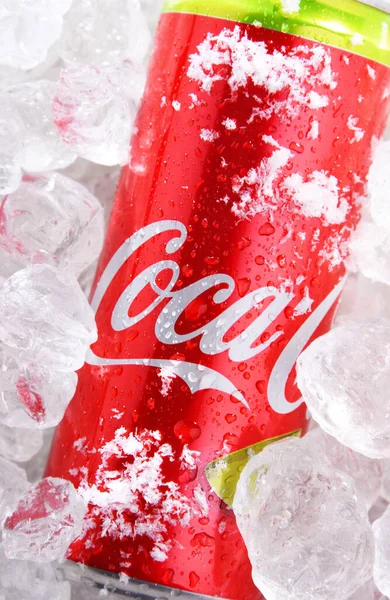 Poznan Pol Jun 2020 Puszka Coca Coli Gazowanego Napoju Bezalkoholowego — Zdjęcie stockowe