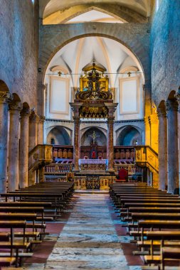 NARNI, İtalya - 9. SEP 2020: Narni, Umbria, İtalya 'daki Aziz Juvenal Katedrali