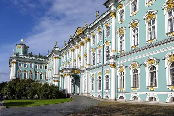 Эрмитаж в Санкт-Петербурге, Россия — стоковое фото