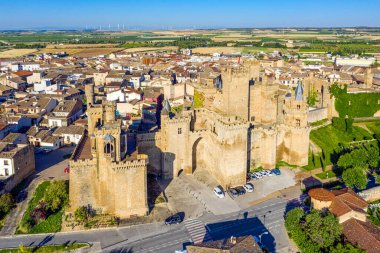 Olite 'deki Palace Real. Navarre, İspanya 'da Comarca de Tafalla eyaletinde yer alan bir şehirdir..