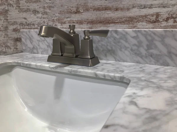 Marmorarbeitsplatte Einem Modernen Badezimmer — Stockfoto