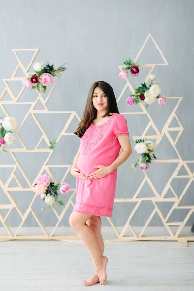 Retrato Una Mujer Embarazada Que Prepara Para Parto —  Fotos de Stock