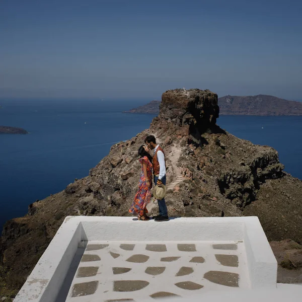 Coppia Innamorata Godersi Estate Mare — Foto Stock