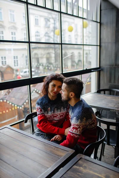 Happy Charming Woman Dressed Knitwear Talking Her Handsome Boyfriend Spending — Stock Photo, Image