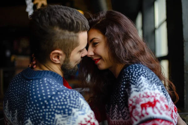 Young Loving Couple Dressed Blue Sweater Sitting Knitted Coffee Cups — Stock Photo, Image