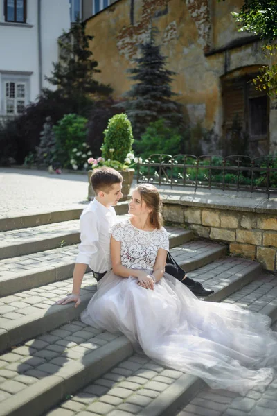 Portret Van Jonge Paar Liefde Stad — Stockfoto