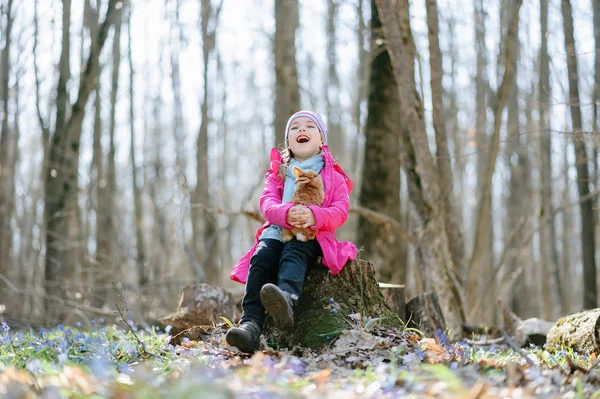 Niña Con Conejo — Foto de Stock