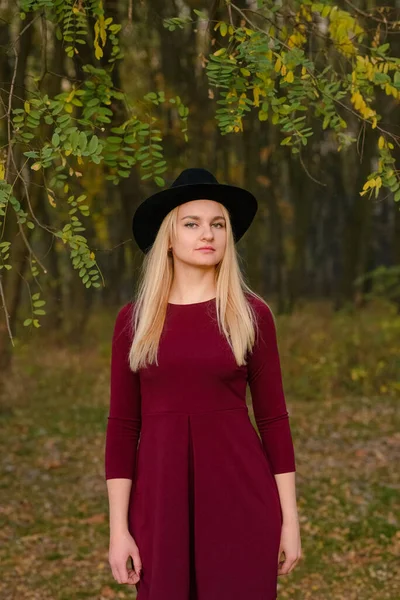 Retrato Cerca Una Hermosa Chica — Foto de Stock