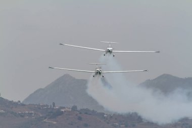 Torre Del Mar, Malaga, İspanya-Temmuz 31: Uçak Grob G109b bir sergi 1 airshow Torre del Mar 31 Temmuz 2016 yılında Torre del Mar, Malaga, İspanya katılan Aerosparx takımının