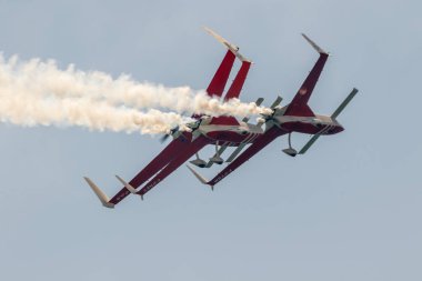 Torre Del Mar, Malaga, İspanya-Temmuz 30: Torre del bir sergi 2 airshow üzerinde 30 Temmuz 2017 yılında Torre del Mar Mar, Malaga, İspanya katılan Patrouille Reva uçak