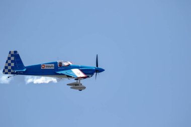 Motril, Granada, İspanya-Haziran 17: Uçak lazer Z-300, Jorge Macias katılan bir sergi 13 airshow üzerinde Motril üzerinde 17 Haziran 2018 yılında Motril, Granada, İspanya