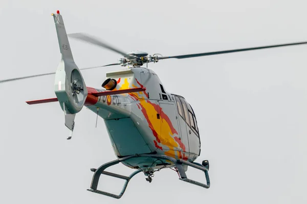 マール マラガ スペイン Patrulla Aspa ヘリコプター ユーロコプター 120 コリブリ トッレ — ストック写真