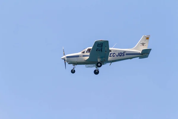Марил Гранада Испания Иун Самолет Piper 161 Warrior Iii Принимающий — стоковое фото