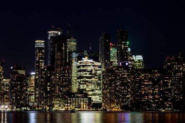 Toronto şehir merkezinin gece manzarası, Ontario, Kanada