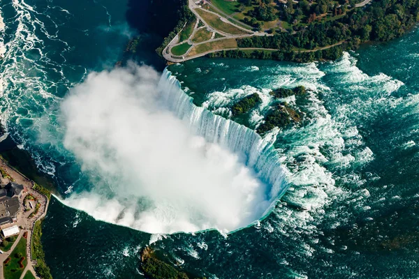 Fantastic aerial views of the Niagara Falls, Ontario, Canada — Stock Photo, Image