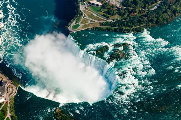 Fantásticas vistas aéreas de las Cataratas del Niágara, Ontario, Canadá — Foto de Stock