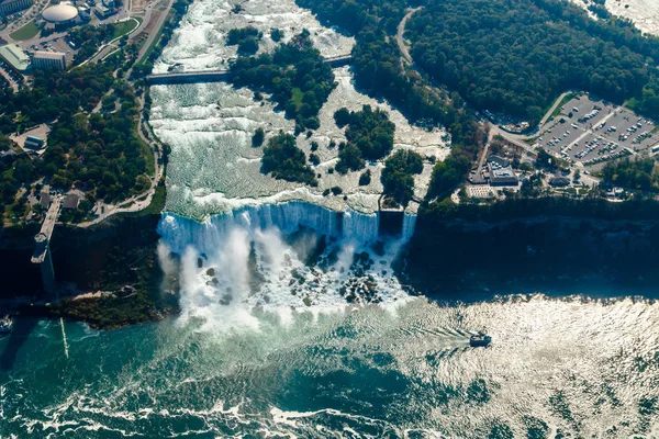 Fantásticas vistas aéreas de las Cataratas del Niágara, Ontario, Canadá — Foto de Stock