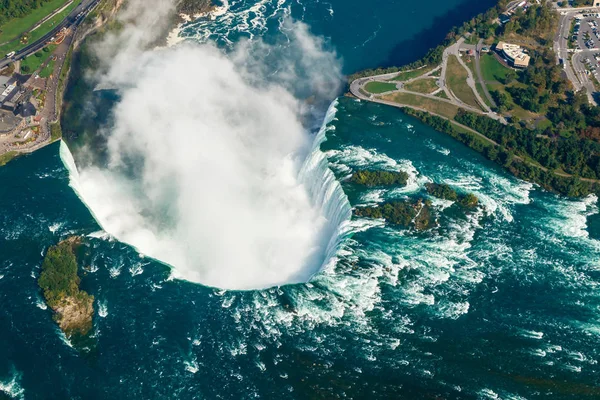 Fantastik havadan izleme Niagara Falls, Ontario, Kanada — Stok fotoğraf