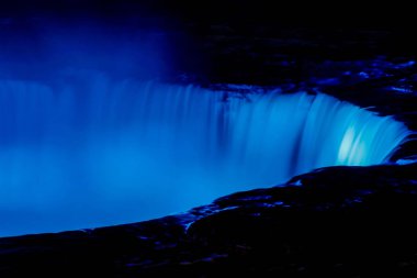 Gece Niagara Şelalesi Fantastik manzarası, Ontario, Kanada