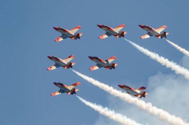 Uçak Casa C-101 Patrulla Aguila