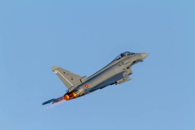 uçak eurofighter typhoon c-16