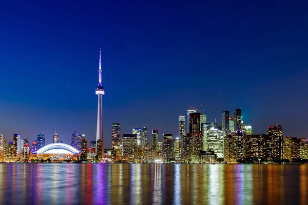 Nachtzicht op het centrum van Toronto, Ontario, Canada — Stockfoto
