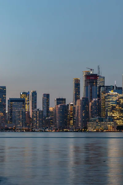 Vue de nuit du centre-ville de Toronto, Ontario, Canada — Photo