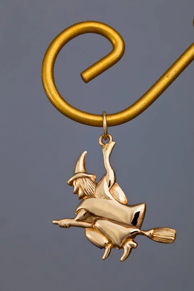 Pendant gold — Stockfoto