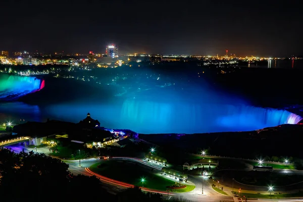 Fantastic views of the Niagara Falls at night, Ontario, Canada — Stock Photo, Image