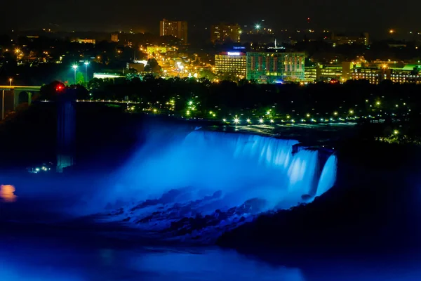 Fantastic views of the Niagara Falls at night, Ontario, Canada — Stock Photo, Image