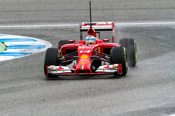 Tým scuderia ferrari f1, fernando alonso, 2014 — Stock fotografie