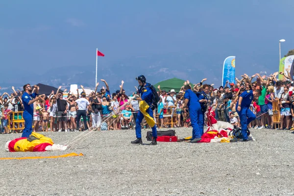 Parachutiste de la PAPEA — Photo