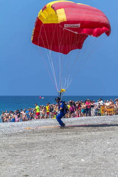 Parachutiste de la PAPEA — Photo