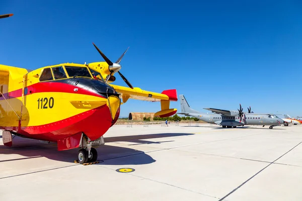 Idrovolante Canadair CL-215 — Foto Stock