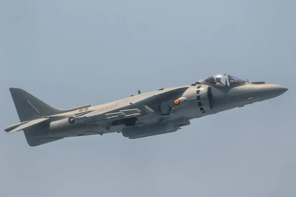 加上 av-8b 鹞 — 图库照片