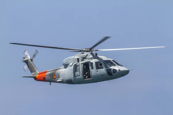 Sikorsky s - 76c helikopter — Stockfoto