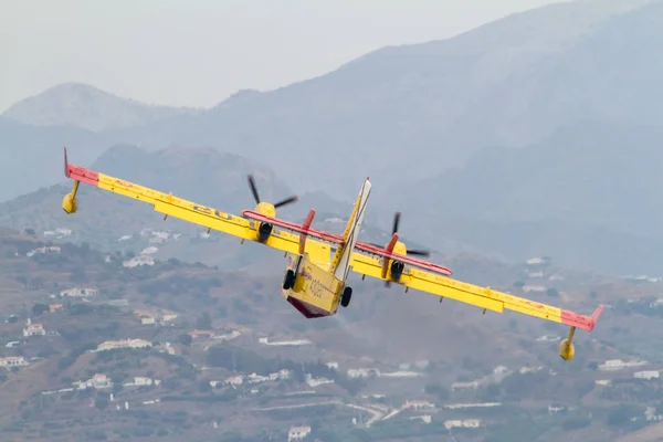 На гідролітаку Canadair Cl-215 — стокове фото