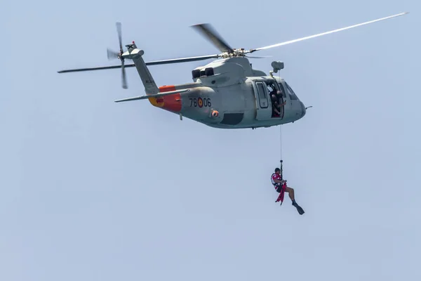 Helicóptero sikorsky s-76c — Fotografia de Stock