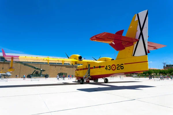 Deniz uçağı canadair cl-215 — Stok fotoğraf