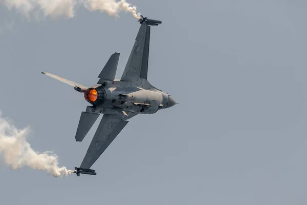 Avión F-16 Expositor individual belga — Foto de Stock