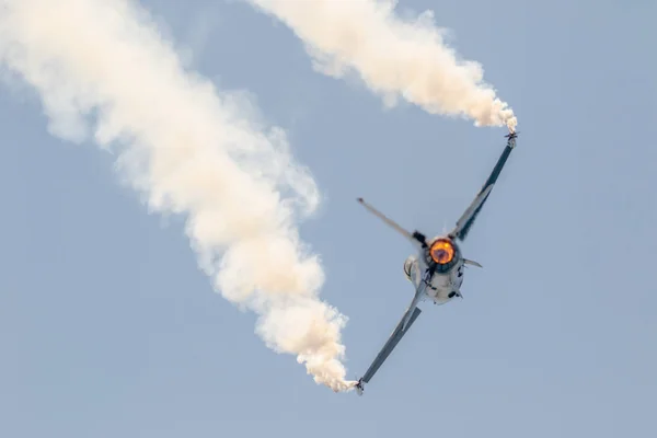 Aeronave F-16 exibição solo belga — Fotografia de Stock