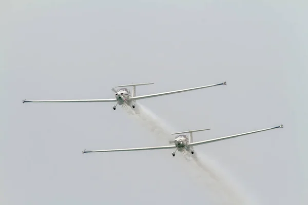 Uçak Grob G109b Aerosparx takımı — Stok fotoğraf