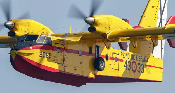 На гідролітаку Canadair Cl-215 — стокове фото