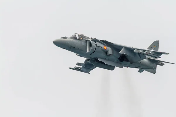 加上 av-8b 鹞 — 图库照片