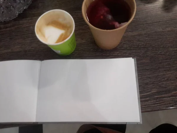 Aprire Blocco Note Modello Tazza Caffè — Foto Stock